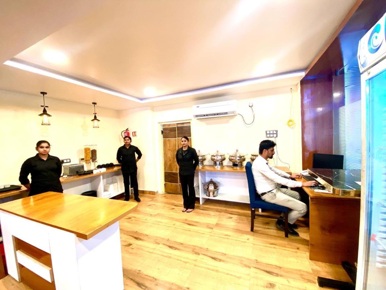 Hotel Sky International- Airport Zone Hyderabad Shamshabad Εξωτερικό φωτογραφία