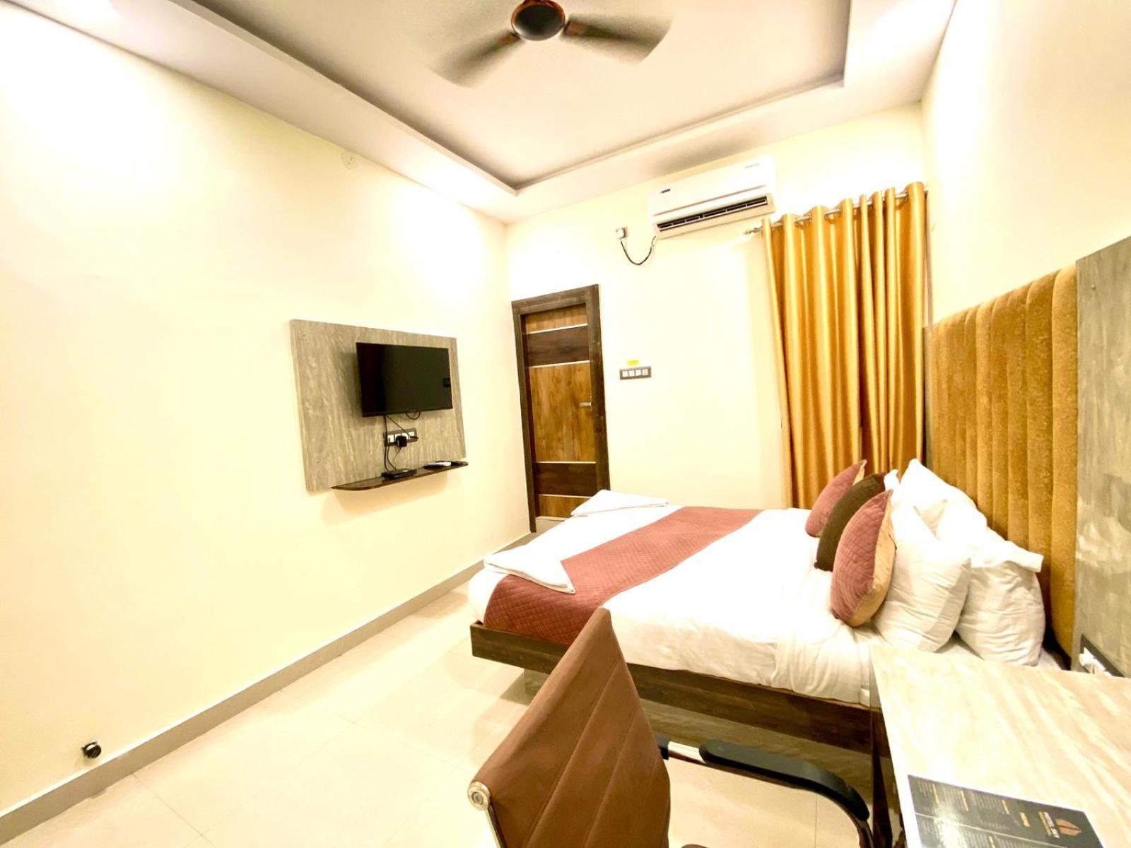 Hotel Sky International- Airport Zone Hyderabad Shamshabad Εξωτερικό φωτογραφία