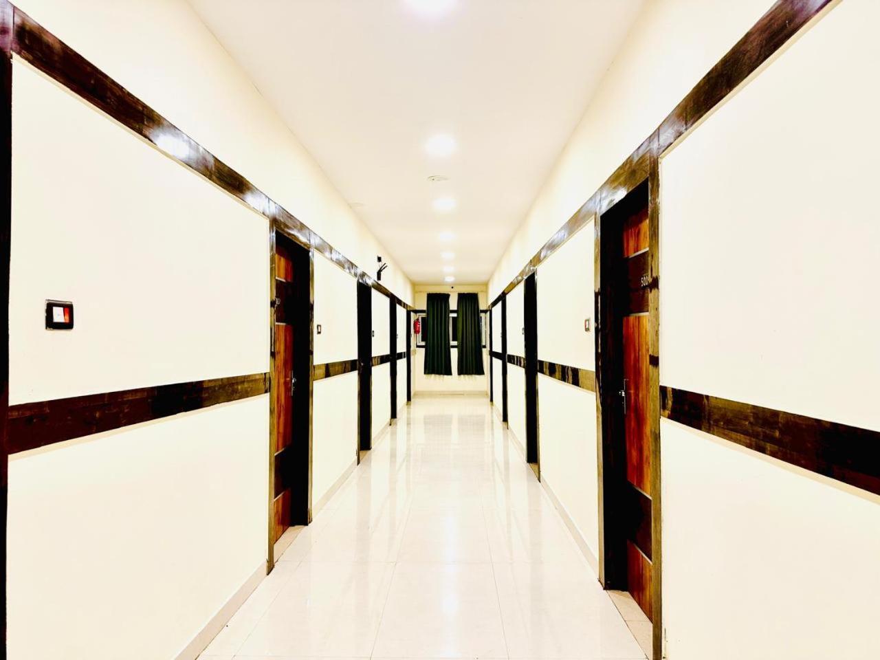 Hotel Sky International- Airport Zone Hyderabad Shamshabad Εξωτερικό φωτογραφία