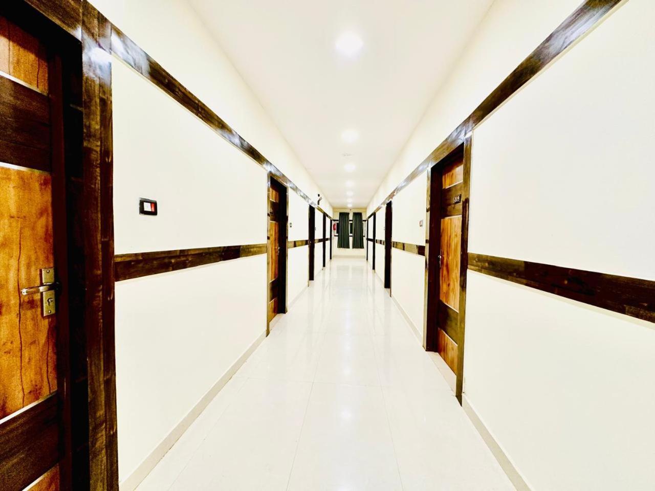 Hotel Sky International- Airport Zone Hyderabad Shamshabad Εξωτερικό φωτογραφία