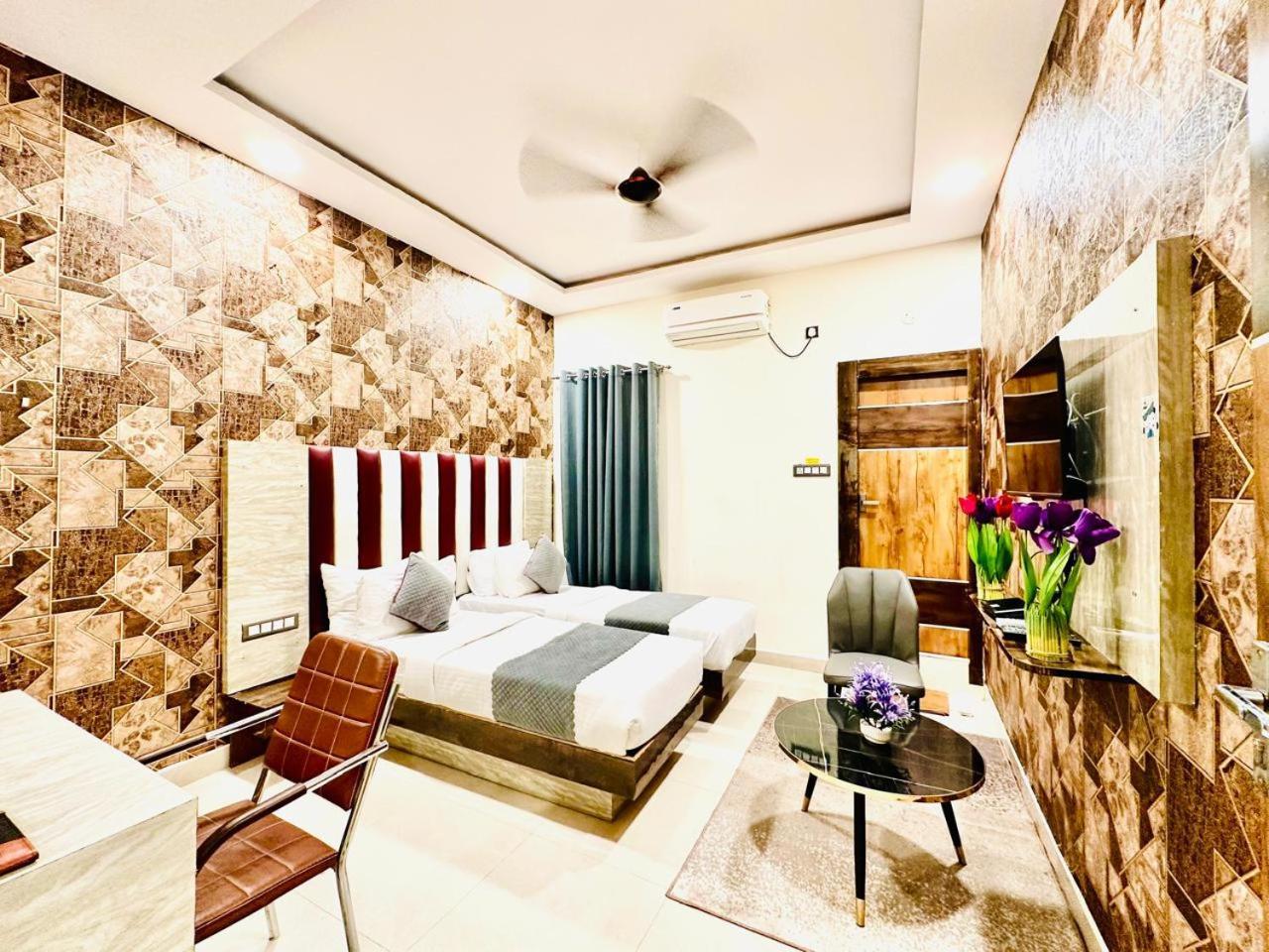 Hotel Sky International- Airport Zone Hyderabad Shamshabad Εξωτερικό φωτογραφία